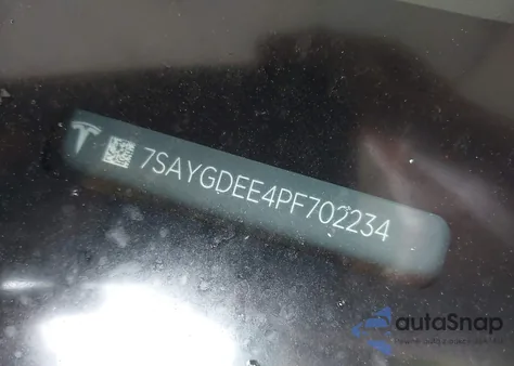 2023 Tesla Model Y Awd/Long Range Dual Motor All-Wheel Drive из США, поврежденный, VIN 7SAYGDEE4PF702234